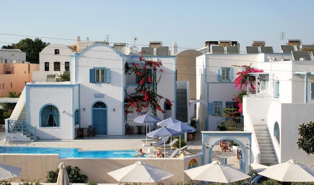 Preka Maria Aparthotel Kamári